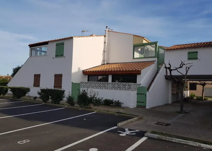 Apartment T3 Climatise A 50m De La En Acces Direct